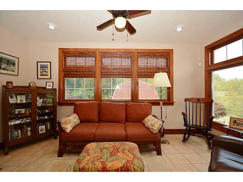 696 Simpson Howell Road Elizabeth, PA 15037 - Photo 20 of 25 Den.