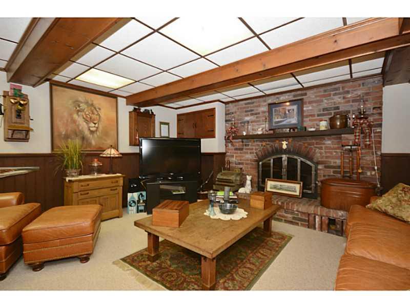 696 Simpson Howell Road Elizabeth, PA 15037 - Photo 10 of 25 Basement/Game Room.