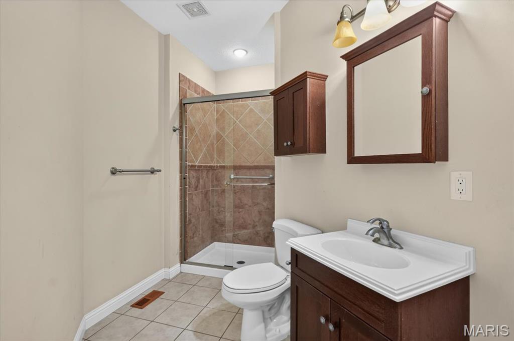 1549 Paradise Valley Drive High Ridge, MO 63049 - Photo 19 of 37