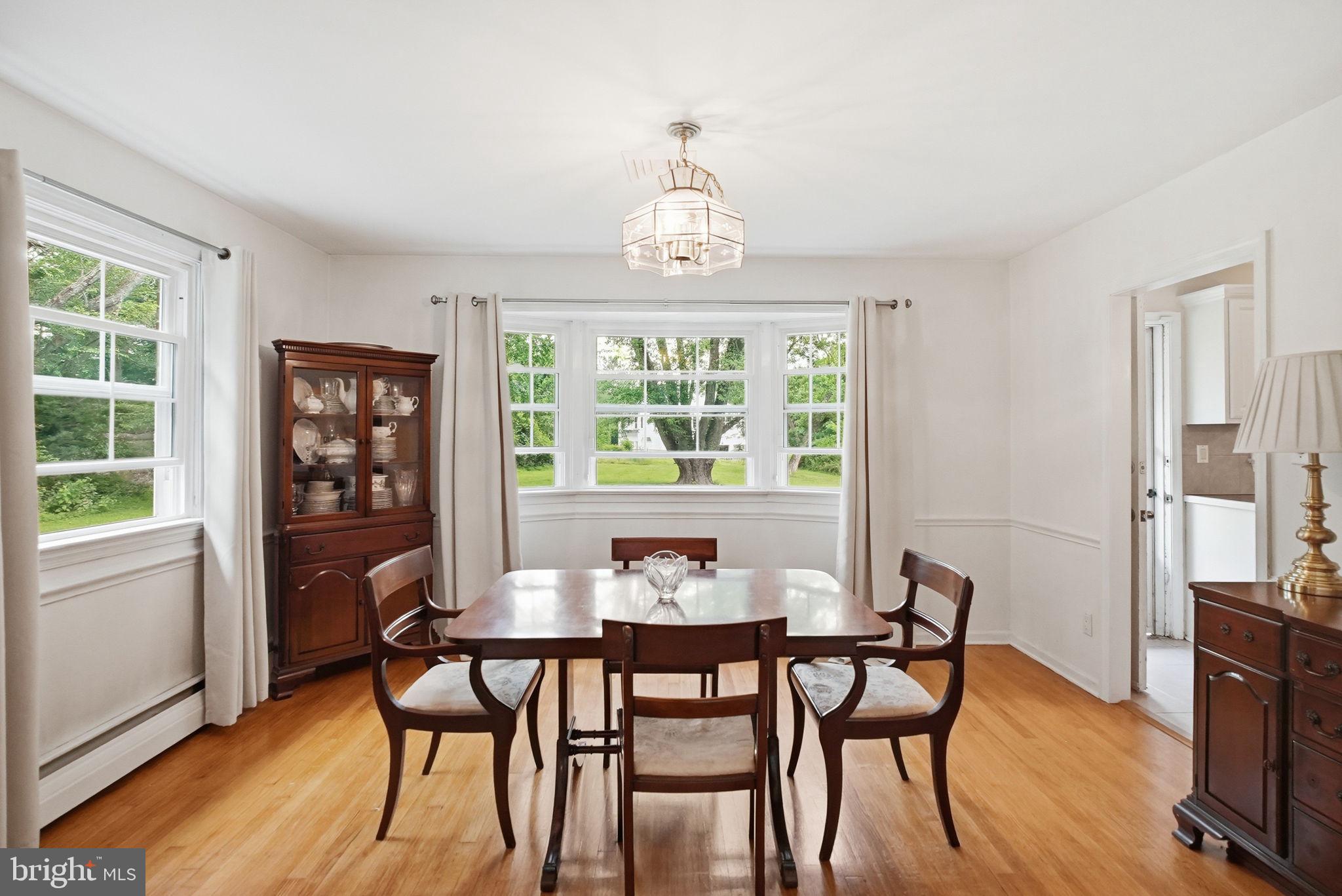 2402 Hickory Hill Road Chadds Ford, PA 19317 - Photo 5 of 33 Formal Dining