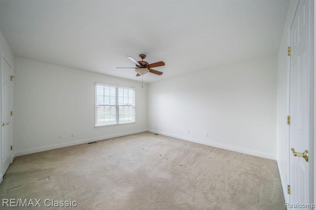 24777 Reeds Pointe Drive, Unit 33 Novi, MI 48374 - Photo 15 of 26