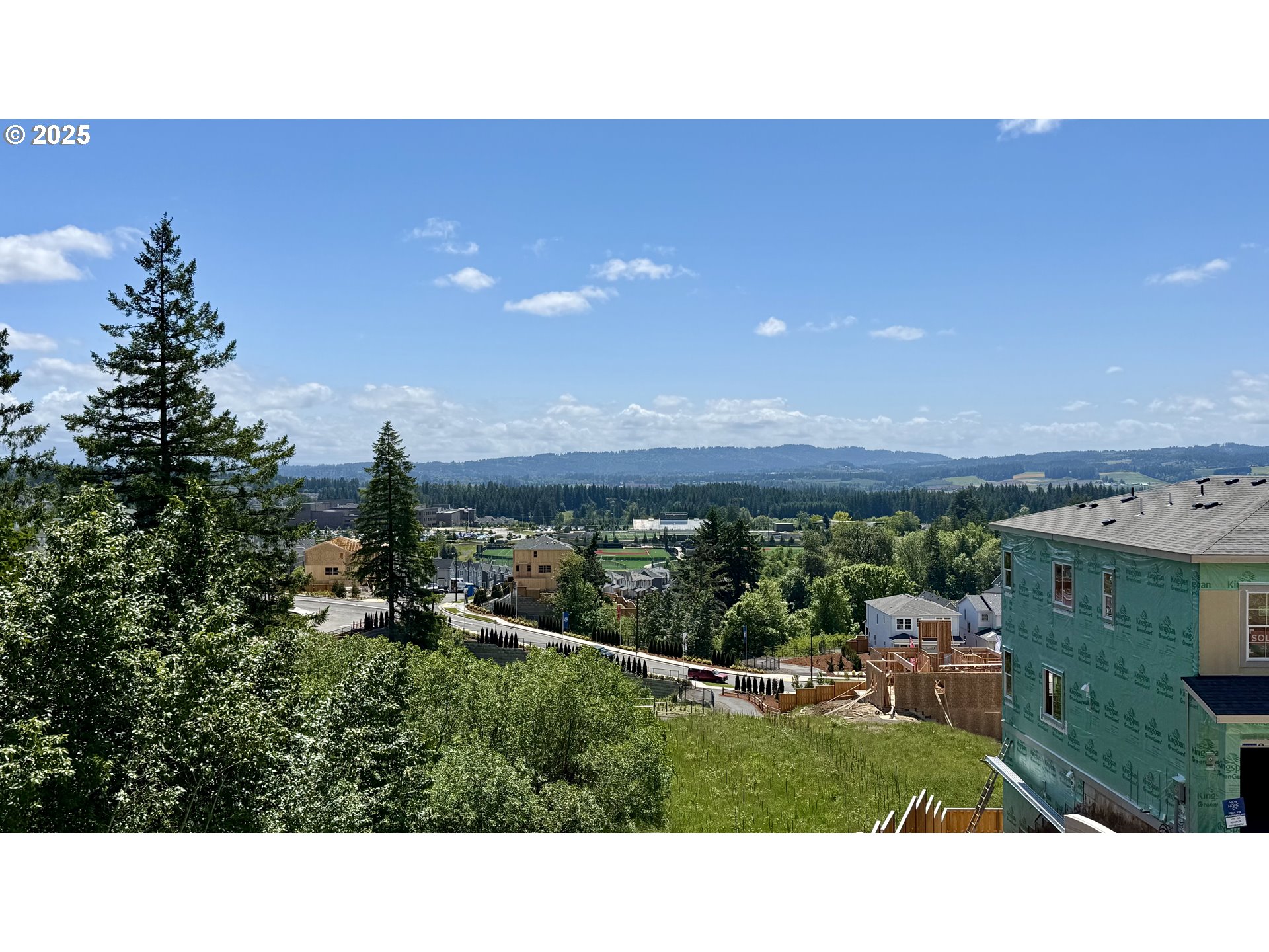 17590 Southwest Steens Lane Beaverton, OR 97007 - Photo 10 of 12