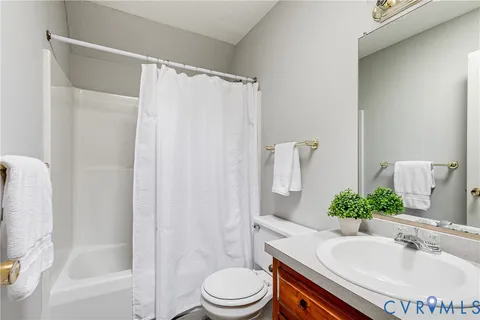 $429,950 | 7250 Walnut Grove Drive, Mechanicsville, VA 23111