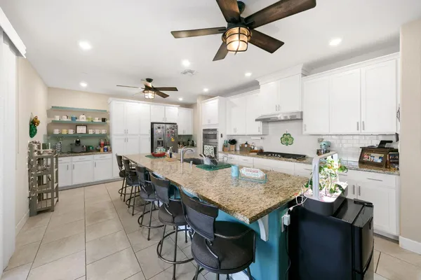 $699,900 | 1525 Griffith Drive, Woodland, CA 95776