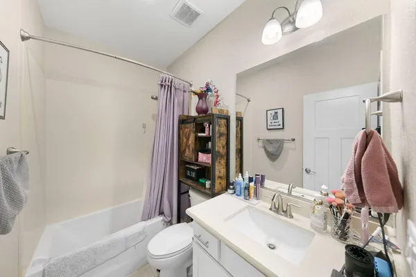 $699,900 | 1525 Griffith Drive, Woodland, CA 95776