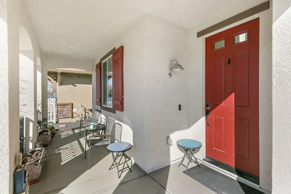 $699,900 | 1525 Griffith Drive, Woodland, CA 95776