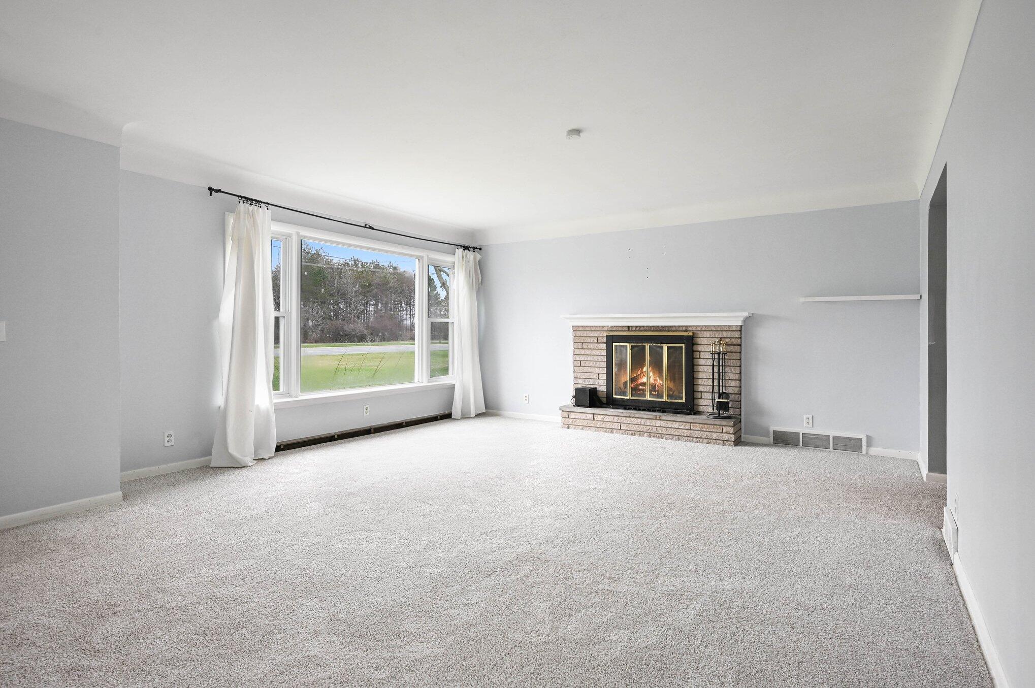 8129 South Sprinkle Road Portage, MI 49002 - Photo 4 of 20 004_file_5042