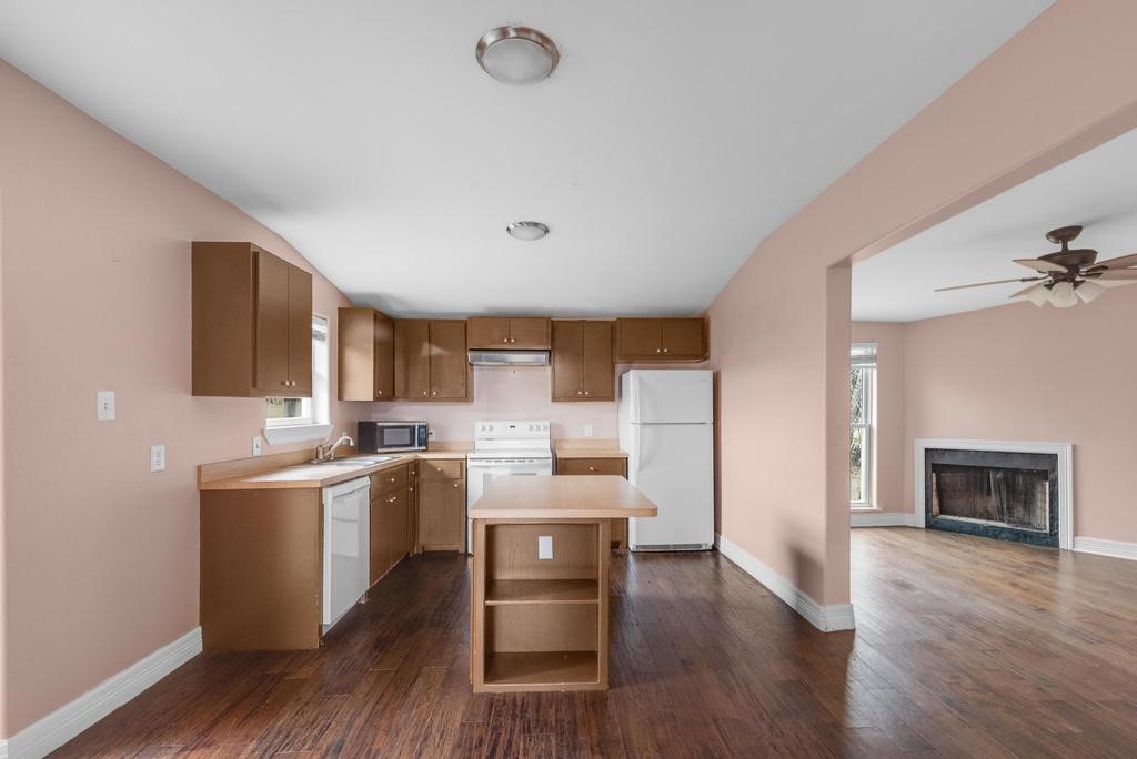 4107 Highway 35 South, Unit 1 Rockport, TX 78382 - Photo 4 of 10