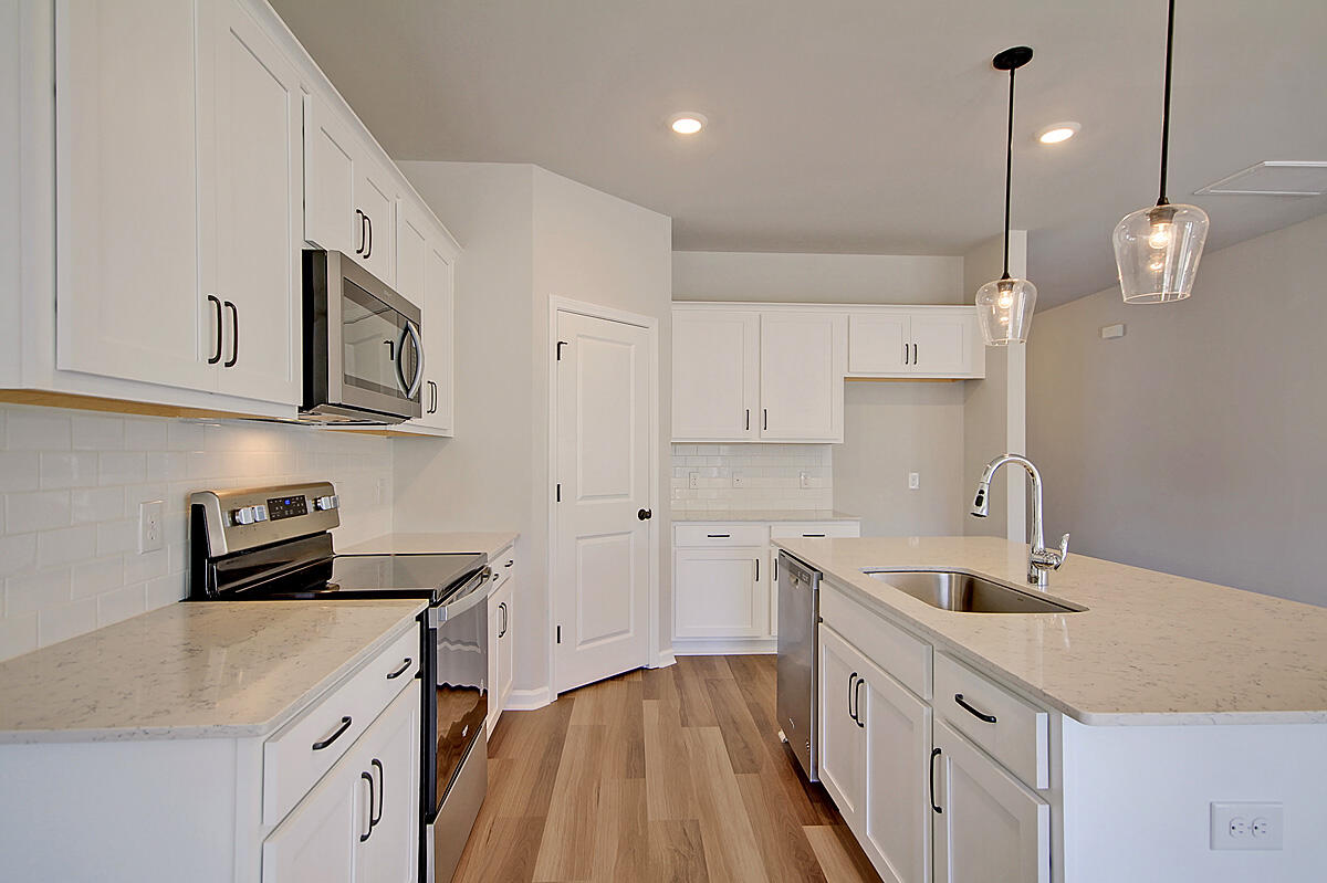 216 Cypress Plantation Road Moncks Corner, SC 29461 - Photo 16 of 25 Kitchen
