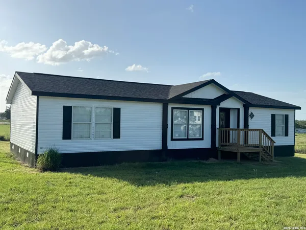 $248,500 | 480 Brooks Lane, Poteet, TX 78065