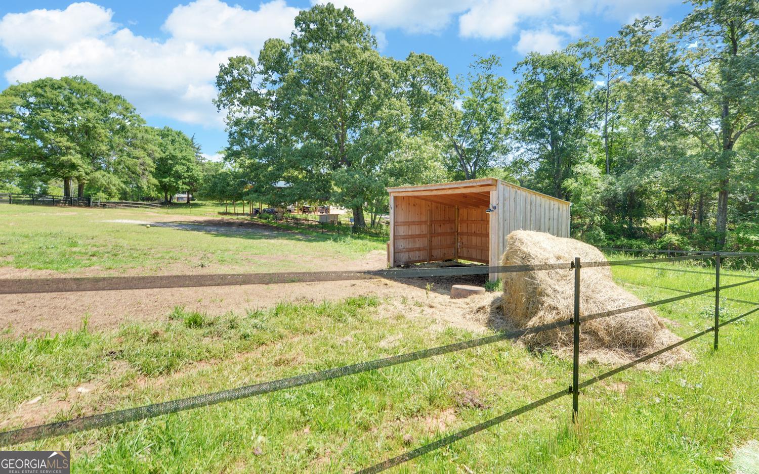 280 Hidden Point Road Hartwell, GA 30643 - Photo 8 of 66
