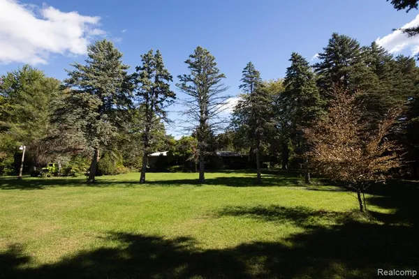 $349,900 | 575 South Hemlock Road, Hemlock, MI 48626