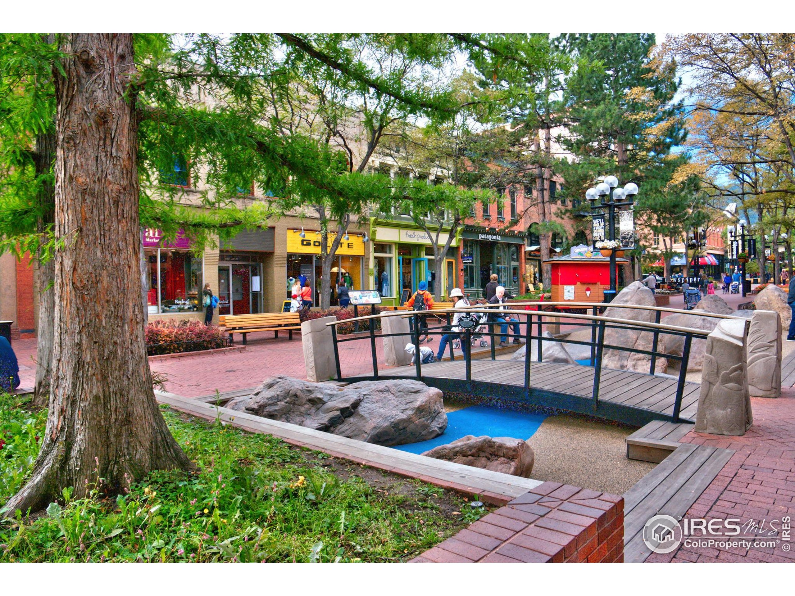 1430 18th Street, Unit 1 Boulder, CO 80302 - Photo 25 of 29 a swimming pool view with a seating space