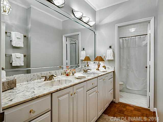926 Cherokee Road, Unit A3 Charlotte, NC 28207 - Photo 11 of 16 Gallery Image 11