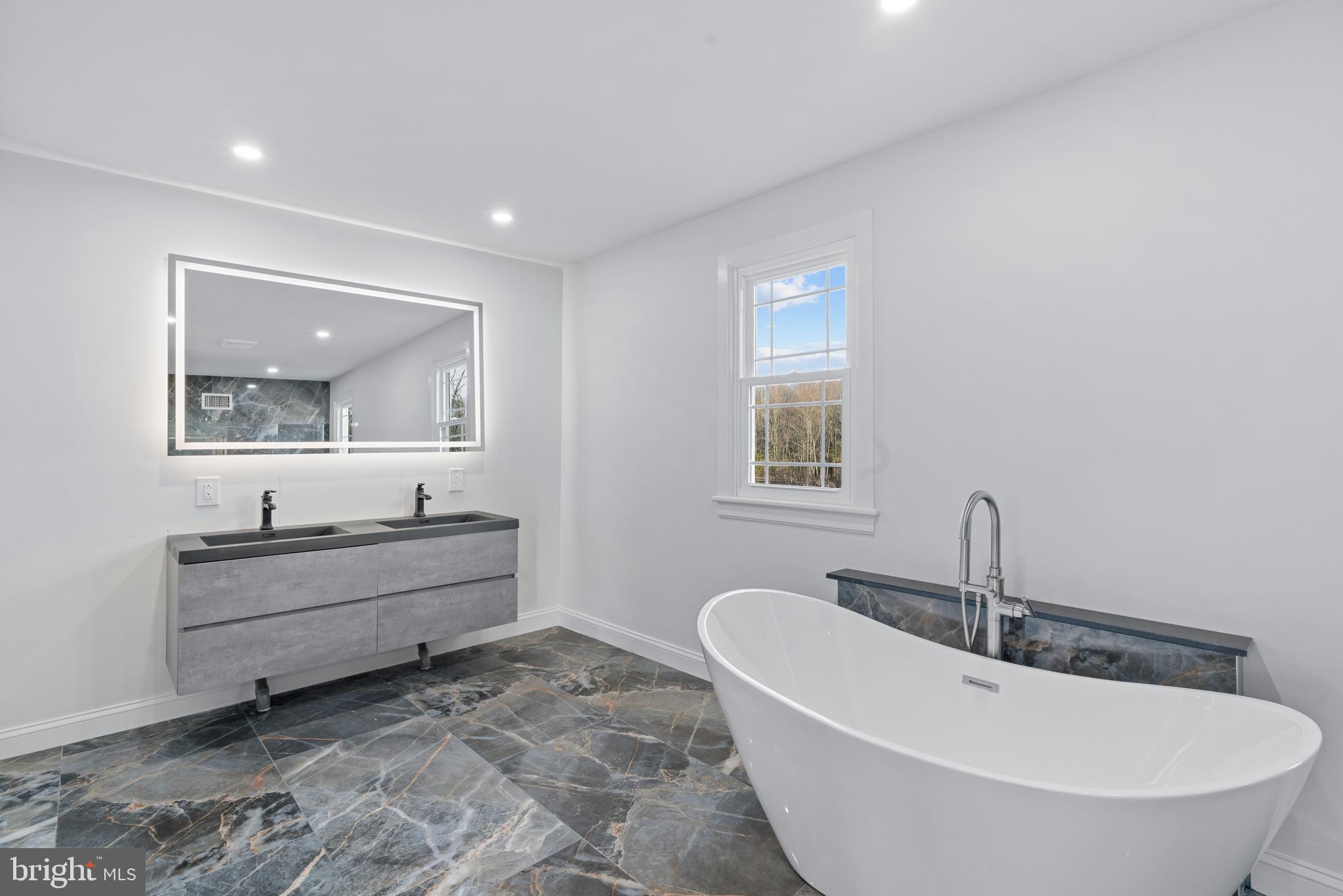 327 Geigel Hill Road Upper Black Eddy, PA 18972 - Photo 91 of 145 Master Bath