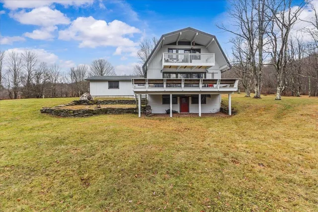 $918,999 | 953 Lincoln Gap Road, Warren, VT 05674