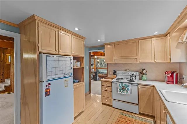 $918,999 | 953 Lincoln Gap Road, Warren, VT 05674