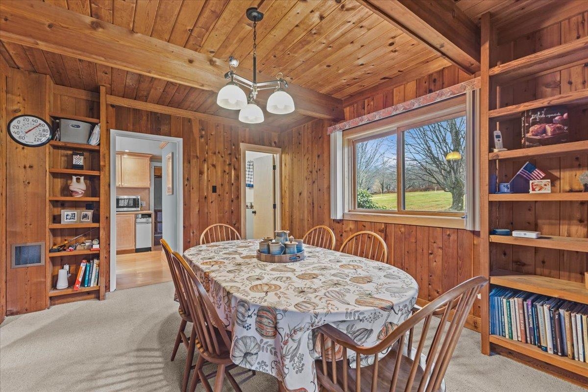 953 Lincoln Gap Road Warren, VT 05674 - Photo 16 of 49