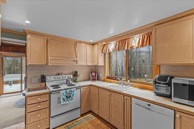 $925,000 | 953 Lincoln Gap Road, Warren, VT 05674