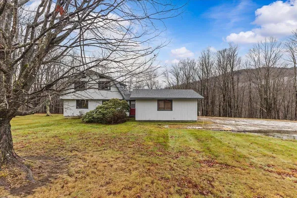$899,998 | 953 Lincoln Gap Road, Warren, VT 05674