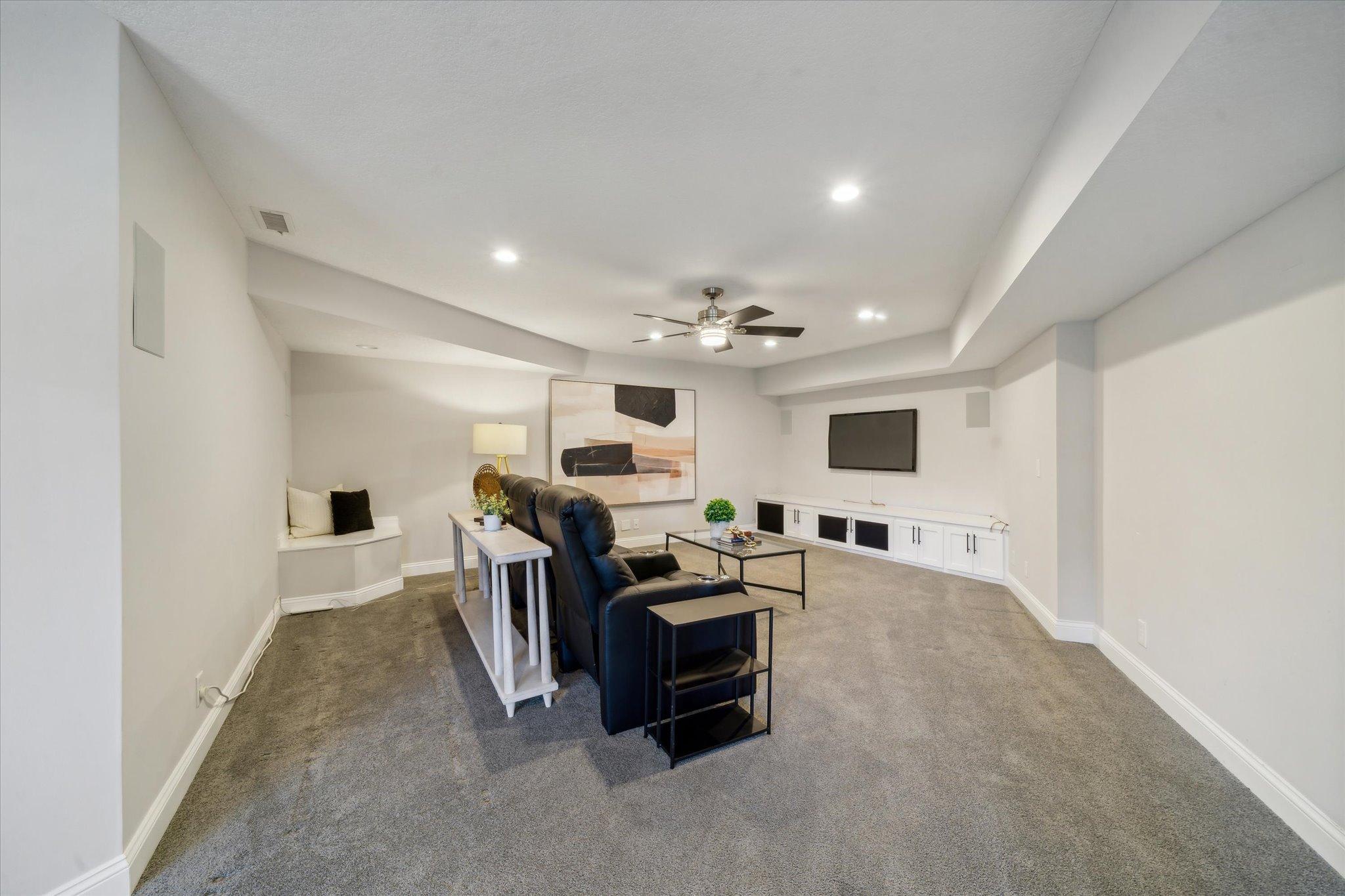 405 River Street Minneapolis, MN 55401 - Photo 28 of 40