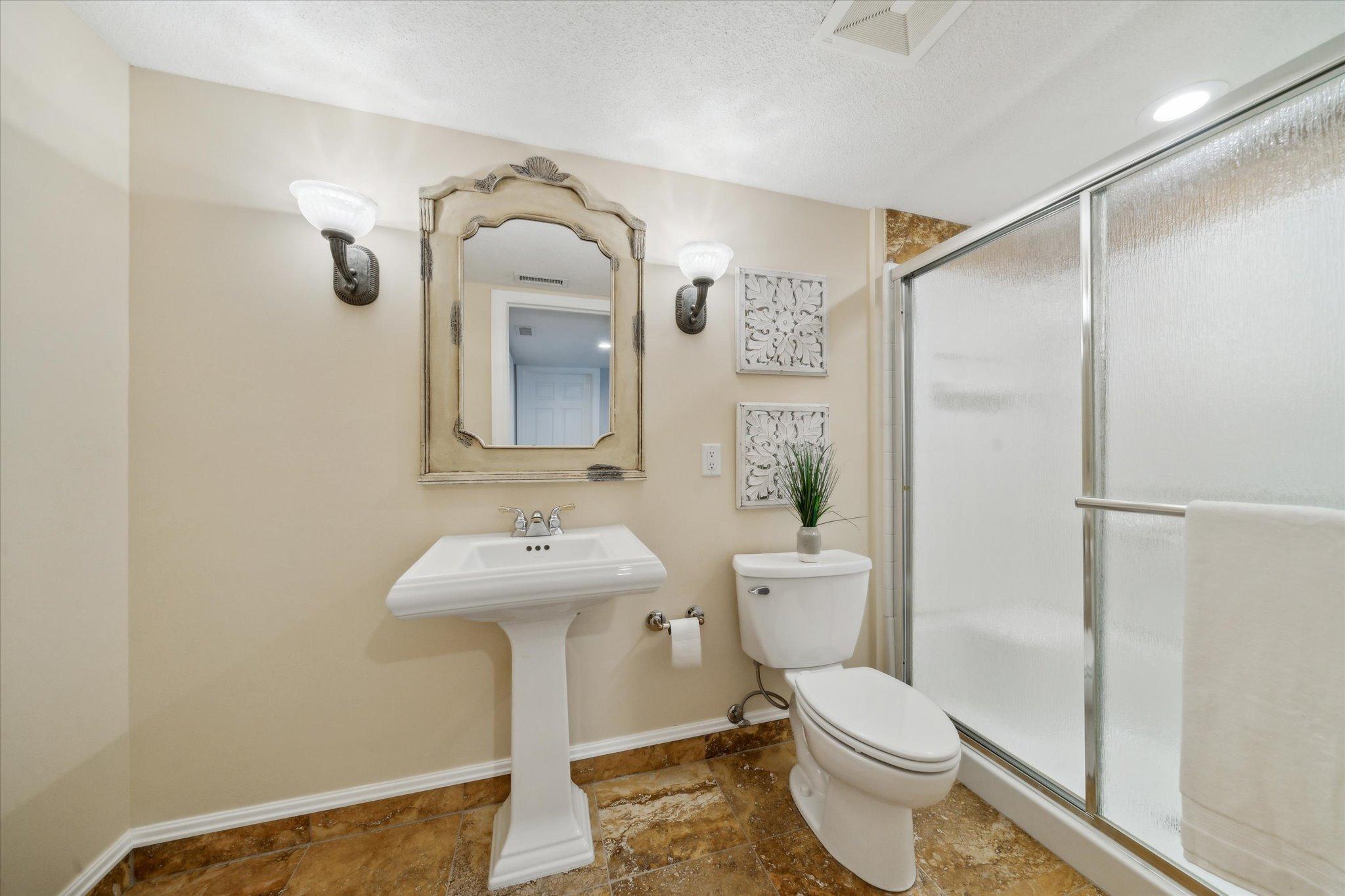 405 River Street Minneapolis, MN 55401 - Photo 30 of 40