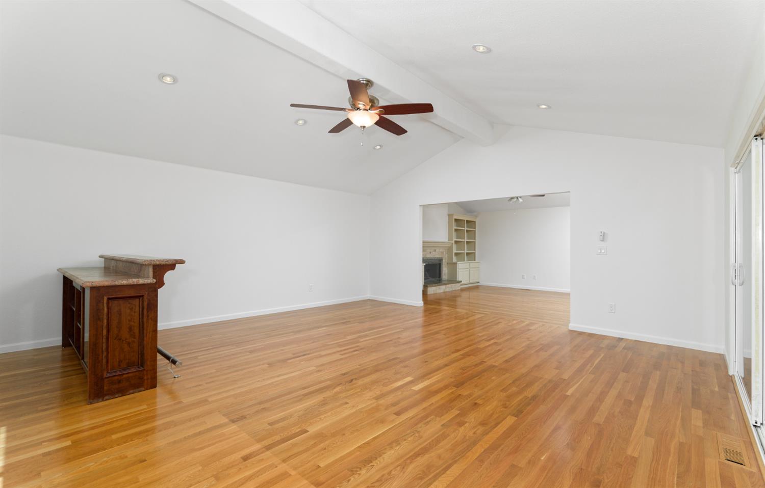 8 Mirango Court Clayton, CA 94517 - Photo 18 of 35