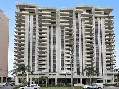 $2,500 | 300 Lake Marina Avenue, Unit 4C, New Orleans, LA 70124