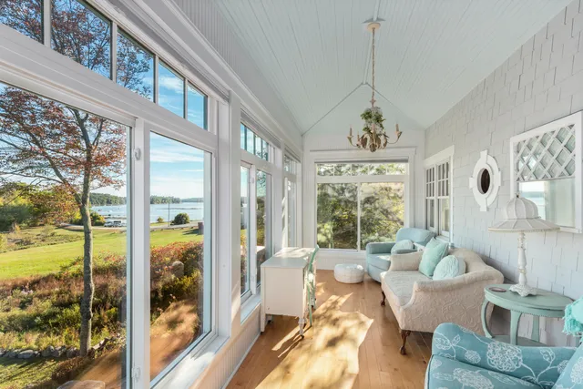 $2,000,000 | 35 Main Street, Newcastle, ME 04553