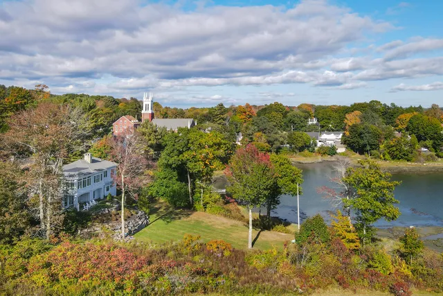 $2,000,000 | 35 Main Street, Newcastle, ME 04553