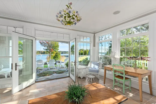 $2,000,000 | 35 Main Street, Newcastle, ME 04553