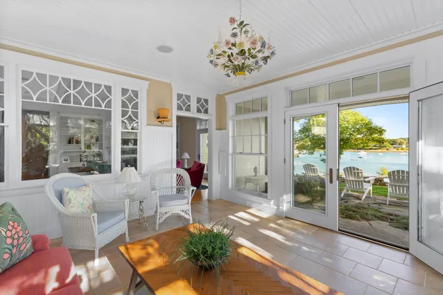 $2,000,000 | 35 Main Street, Newcastle, ME 04553