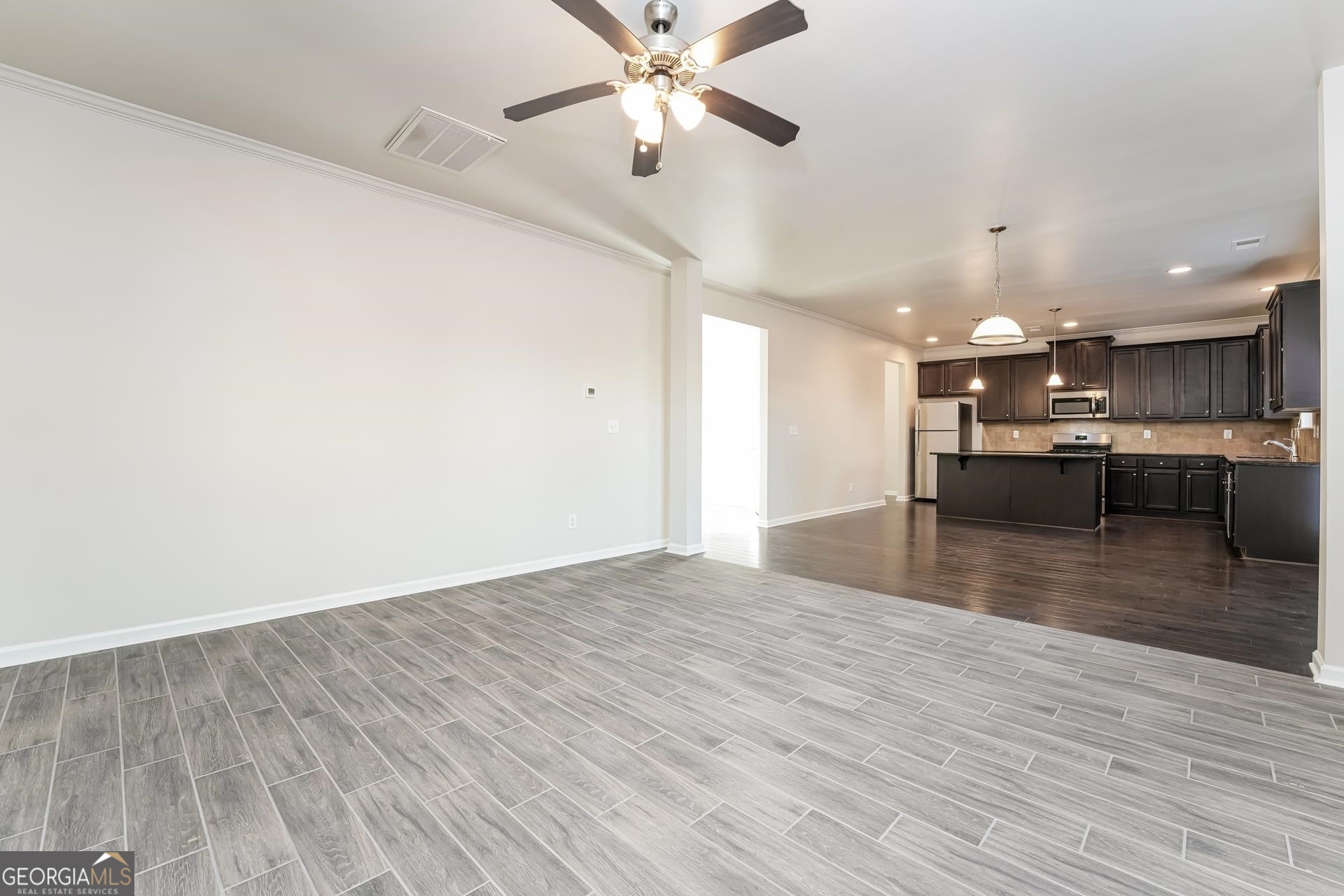 6239 Baltusrol Terrace Fairburn, GA 30213 - Photo 3 of 17