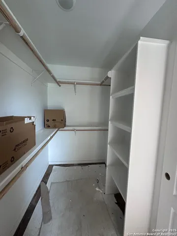 $229,500 | 808 West Bates Street, Beeville, TX 78102