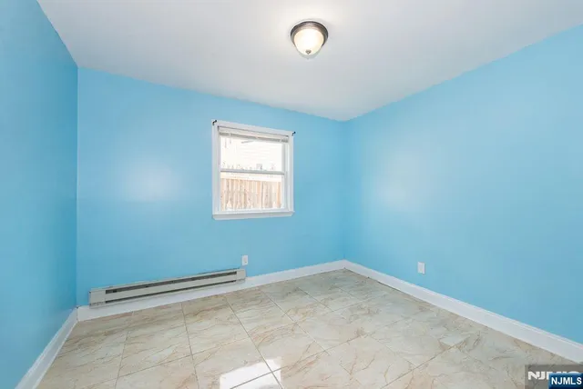 $1,900 | 503-505 12th Avenue, Unit 3, Paterson, NJ 07514