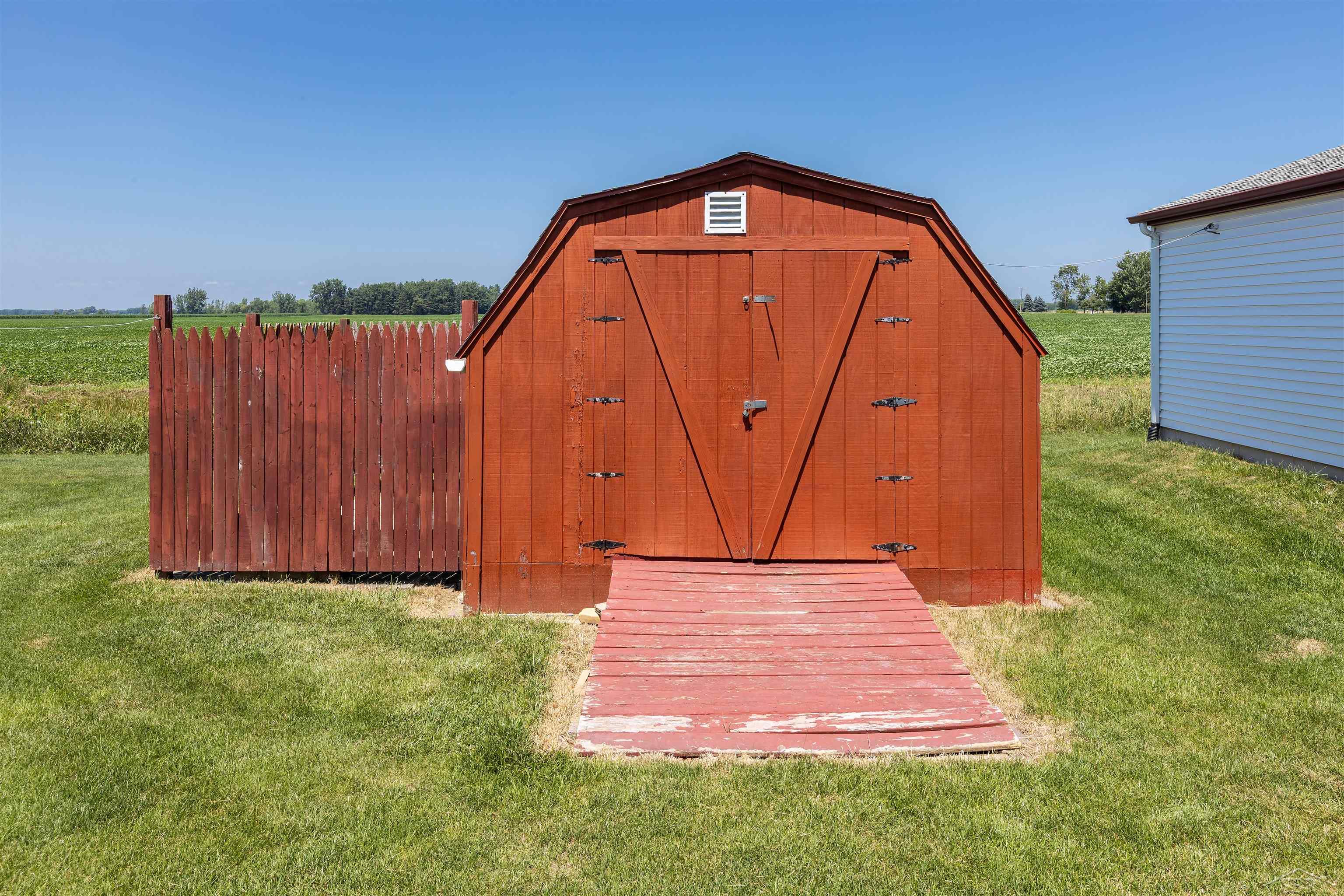 1530 West Beaver Road Auburn, MI 48611 - Photo 27 of 37