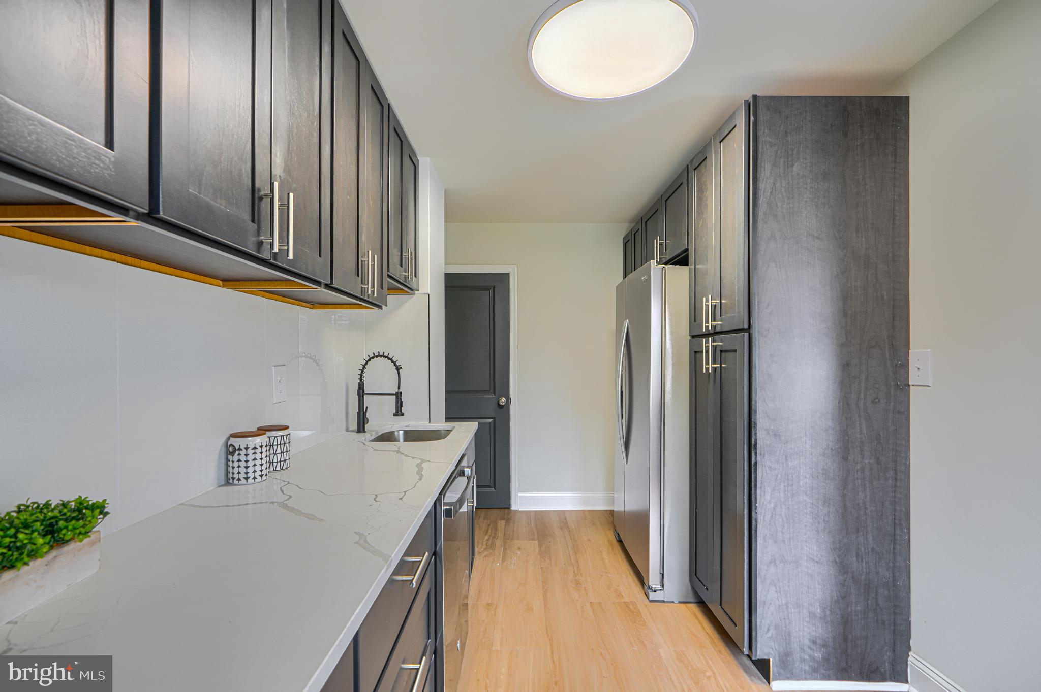 1905 Heathfield Road Baltimore, MD 21239 - Photo 14 of 49