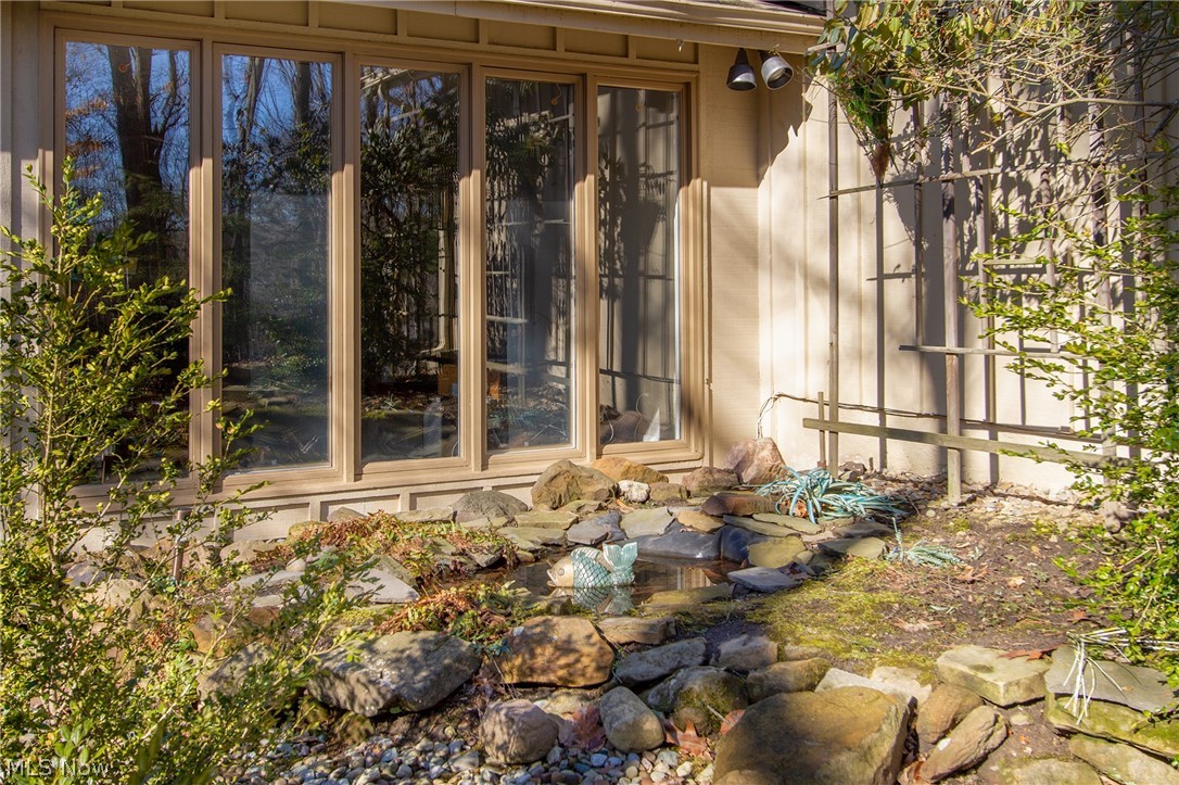 18085 Falling Leaves Road Strongsville, OH 44136 - Photo 32 of 33 Gallery Image 32