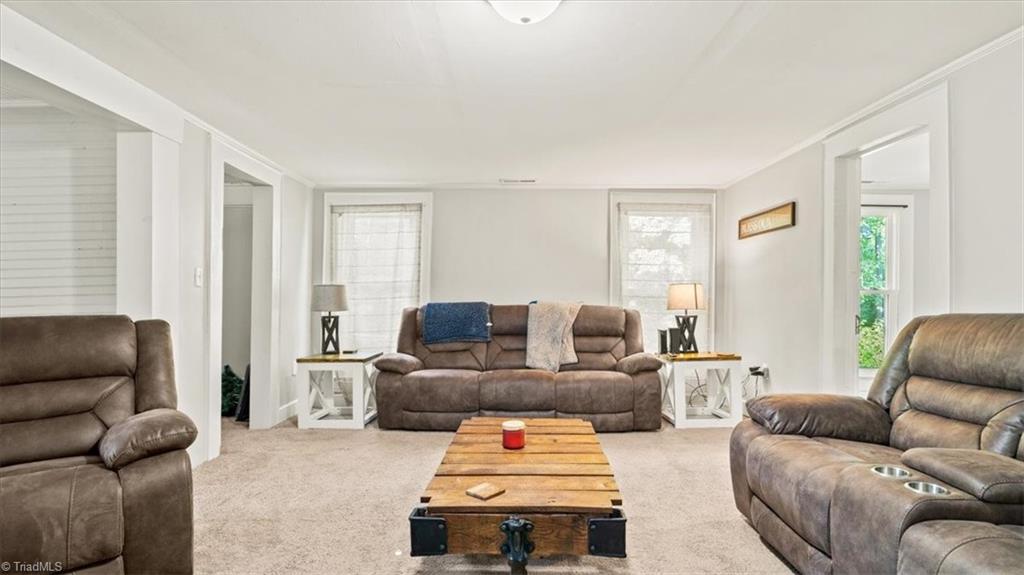 1304 Green Farm Road Asheboro, NC 27205 - Photo 11 of 29 Gallery Image 11