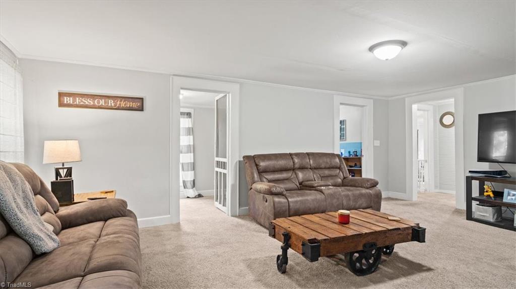1304 Green Farm Road Asheboro, NC 27205 - Photo 13 of 29 Gallery Image 13
