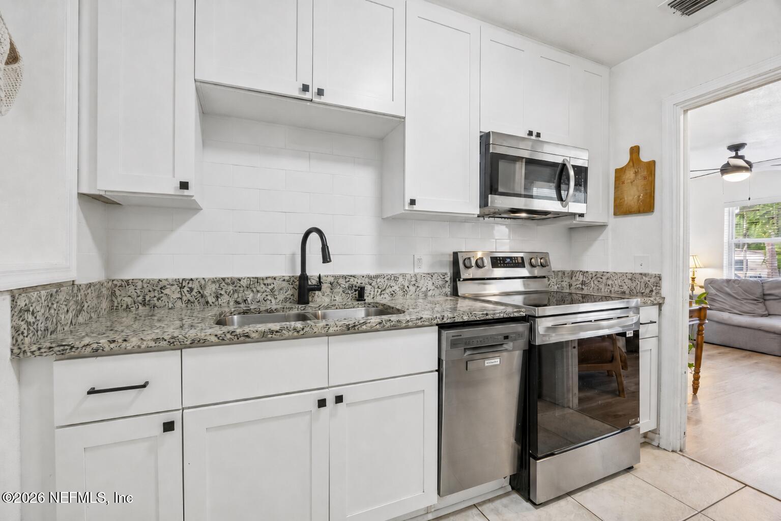 5342 Sharon Terrace Jacksonville, FL 32207 - Photo 12 of 29 Image Jun 5, 2026 at 08_03_53 AM