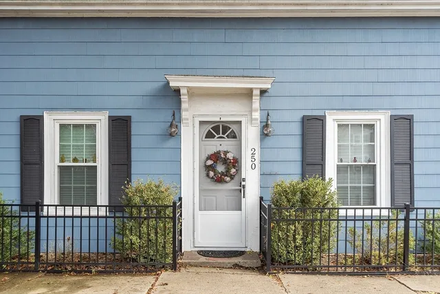 $496,000 | 250 Central Street, Saugus, MA 01906