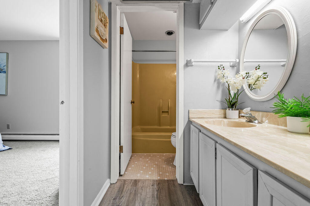 11910 West Mill Road, Unit 6 Milwaukee, WI 53225 - Photo 16 of 27 IMG_1918