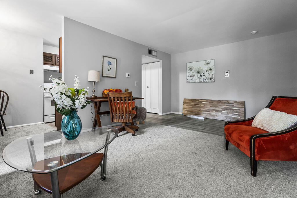 11910 West Mill Road, Unit 6 Milwaukee, WI 53225 - Photo 6 of 27 IMG_1889