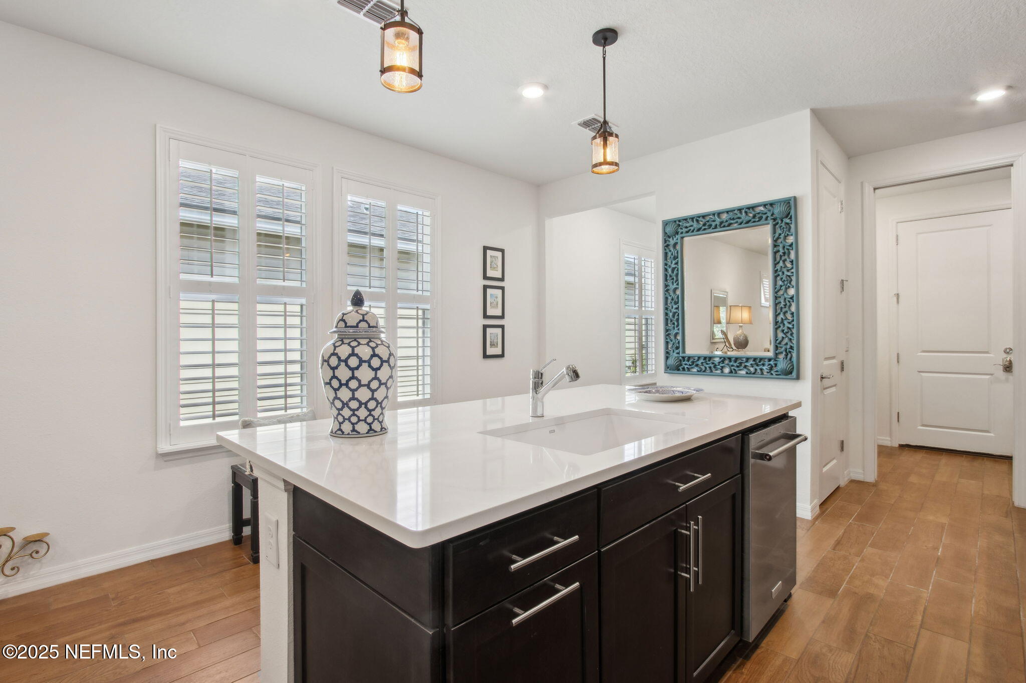 554 Continuum Loop Yulee, FL 32097 - Photo 17 of 102 Kitchen Island