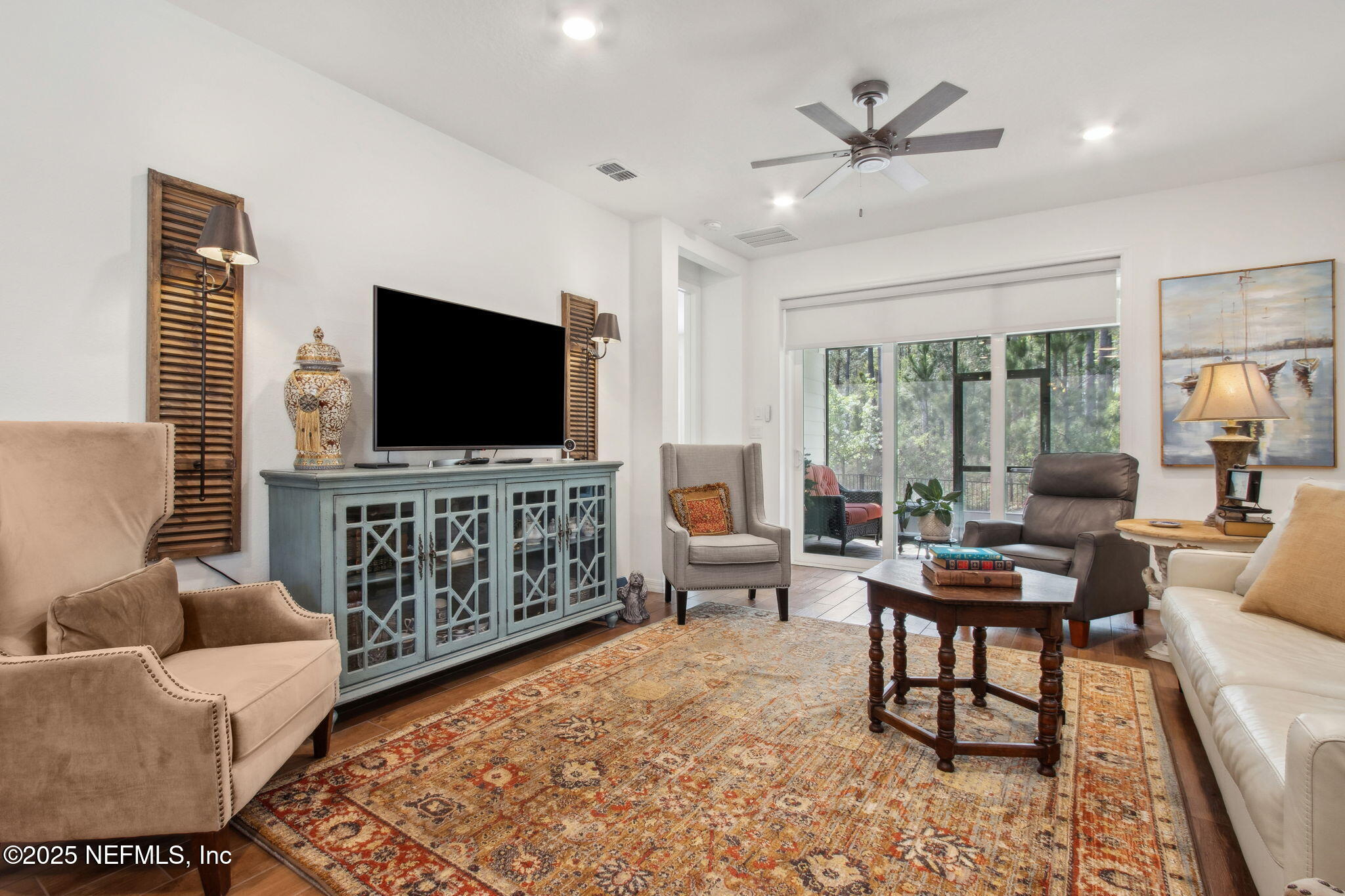 554 Continuum Loop Yulee, FL 32097 - Photo 22 of 102 Living Room
