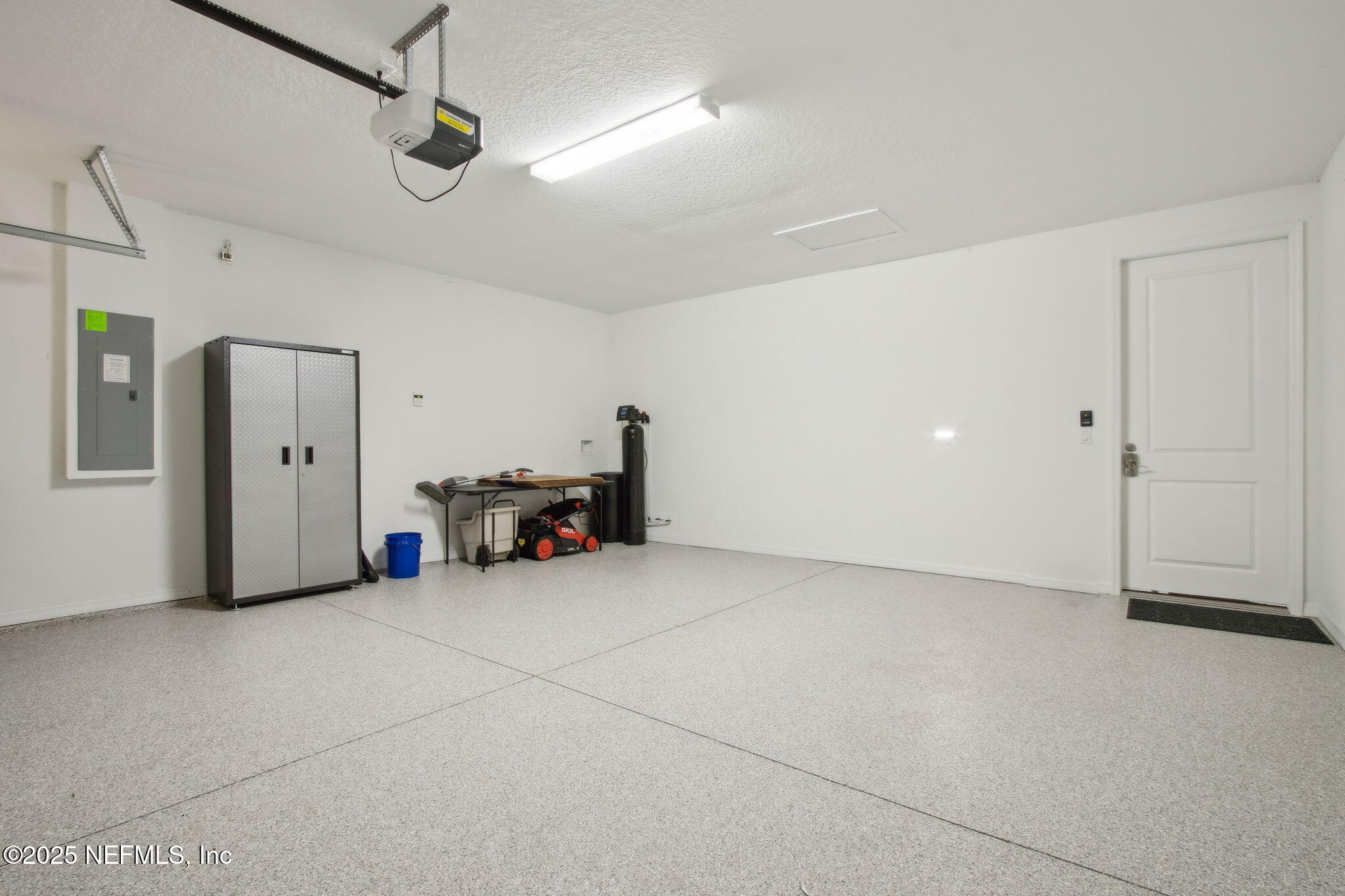 554 Continuum Loop Yulee, FL 32097 - Photo 41 of 102 Garage