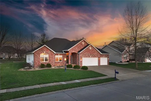 $588,000 | 3352 Garvey Lane, Edwardsville, IL 62025