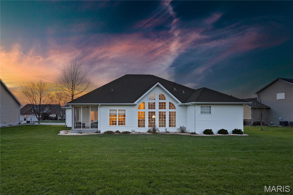 3352 Garvey Lane Edwardsville, IL 62025 - Photo 4 of 45