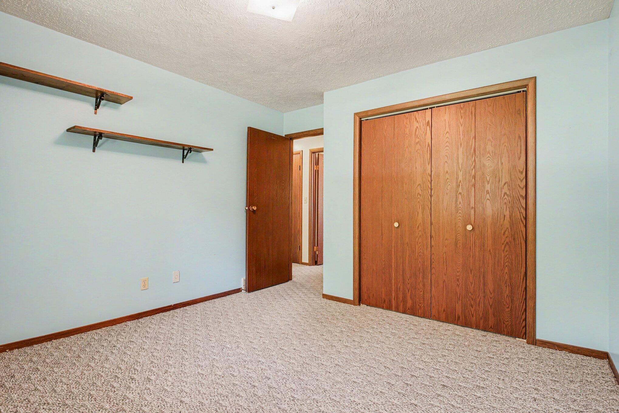 1549 Trebor Road St. Joseph, MI 49085 - Photo 19 of 26 2nd Bedroom